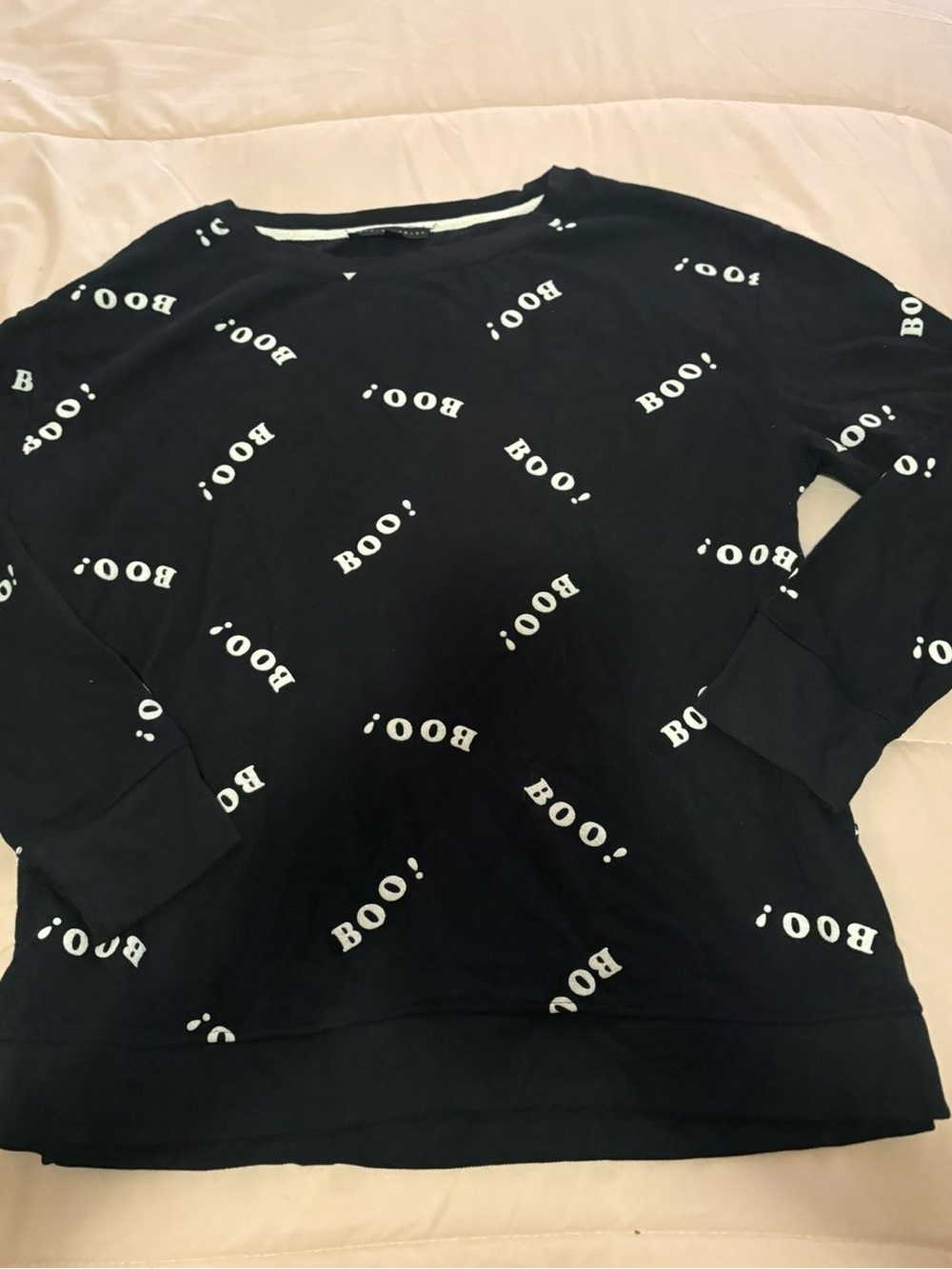 Black 'Boo!' Print Men's Crewneck Sweater
 Jane & Delancey BOO Sweatshirt Size L